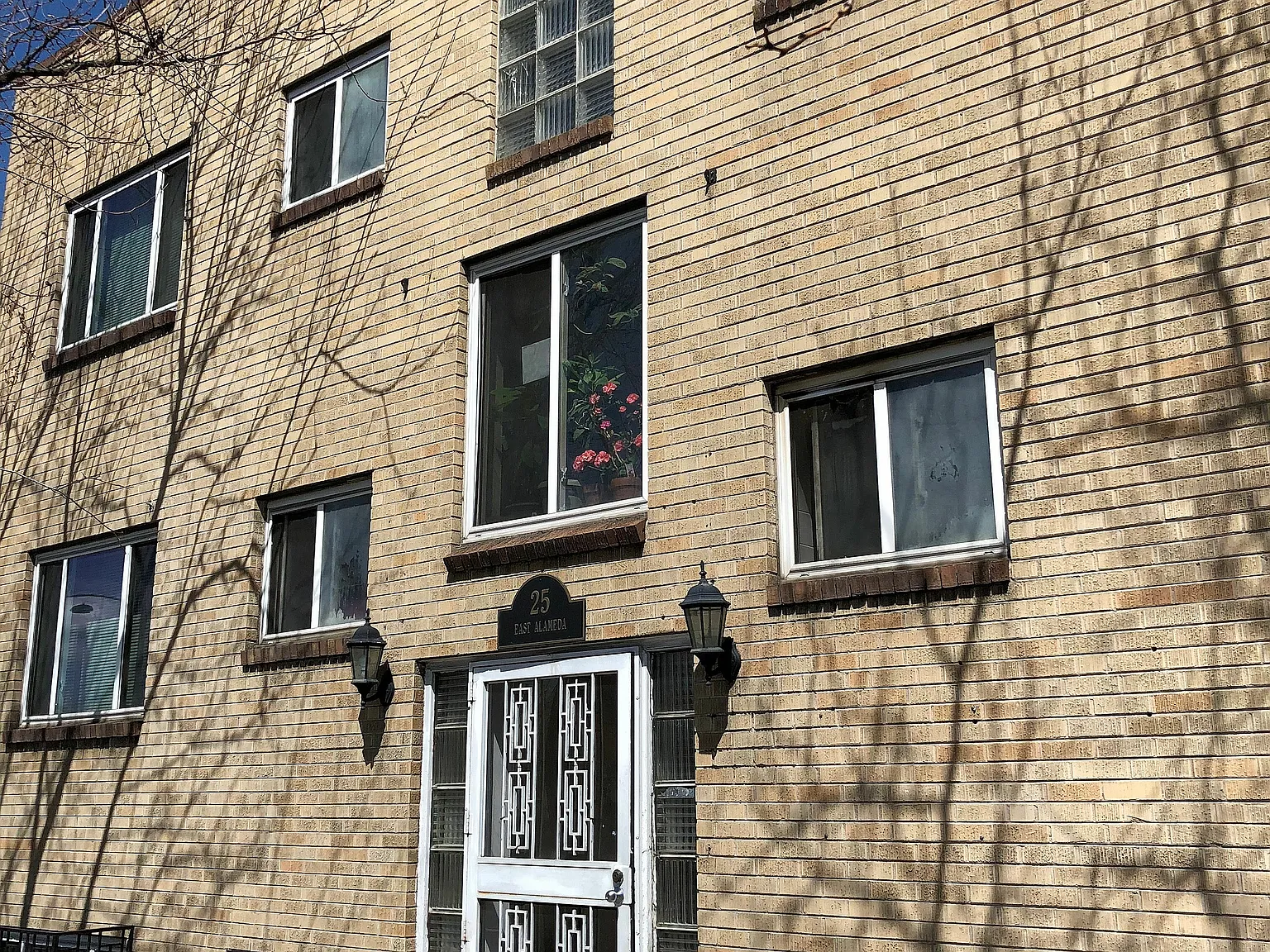 25 East Alameda Avenue — Photo 2