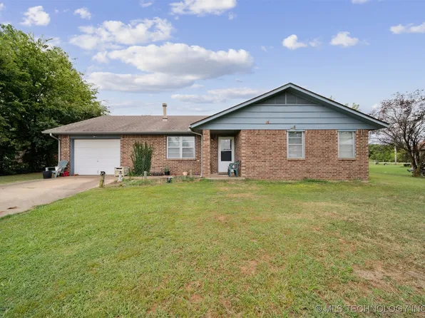 903 NW 16th St, Wagoner, OK 74467