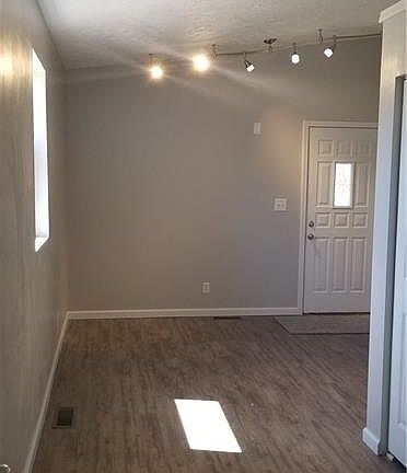 5th image of 4243 Rushton Dr
