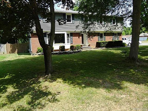 2nd image of 4488 Crestridge Dr