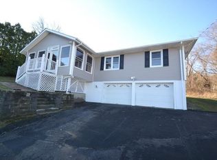 7 Clairann Dr, Danbury, CT 06811