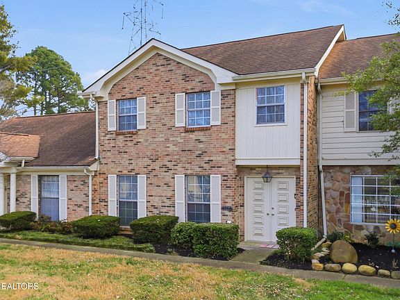 3rd image of 7914 Gleason Dr APT 1002