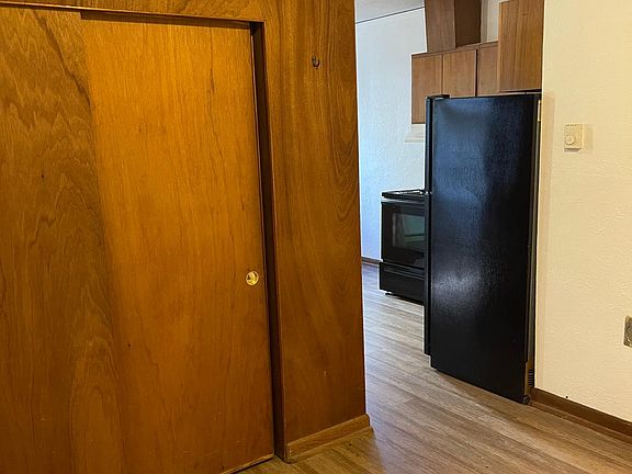 3rd image of 6506 4th Ave NE #3