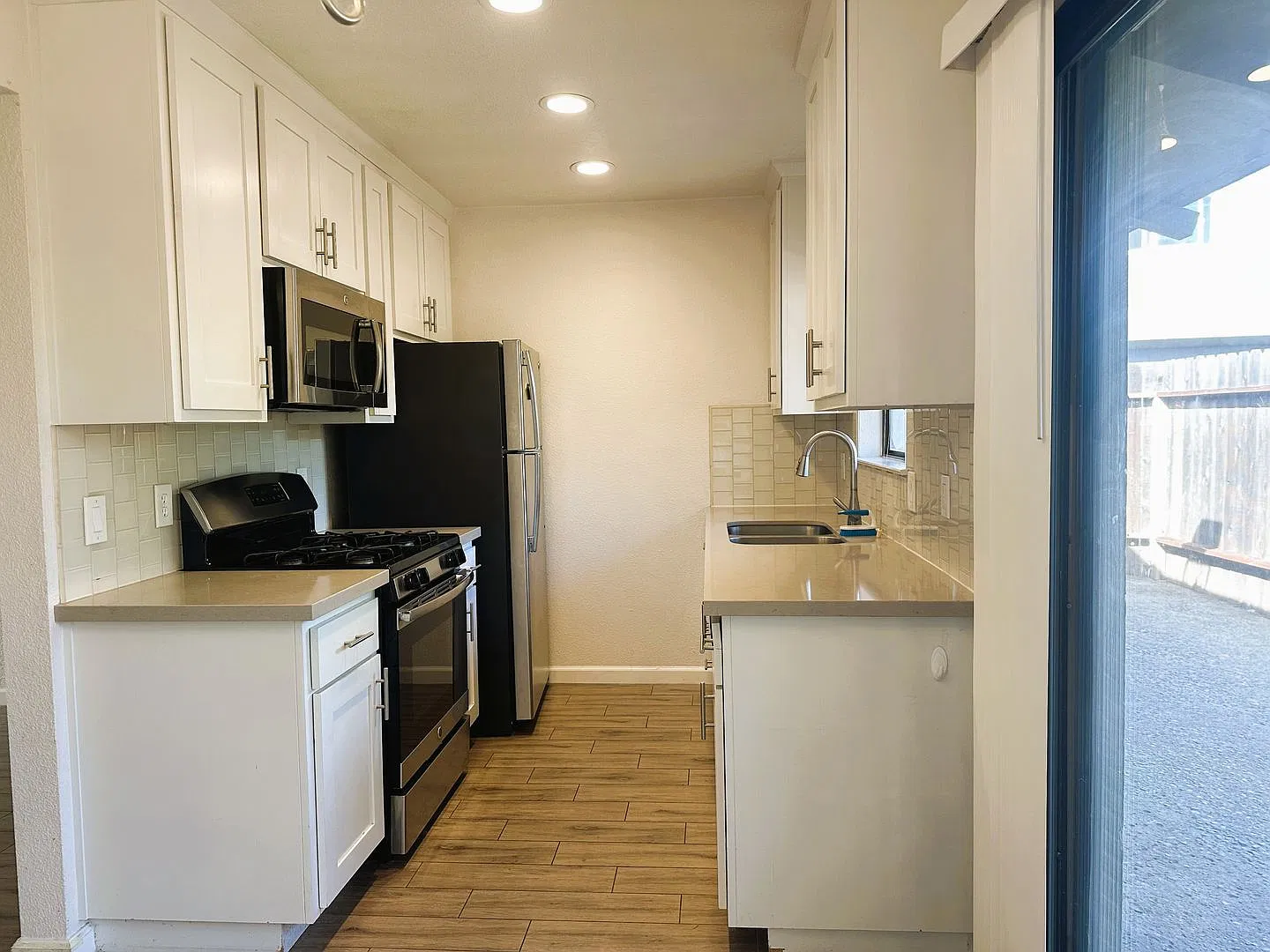 2336 Villanova Cir — Photo 4