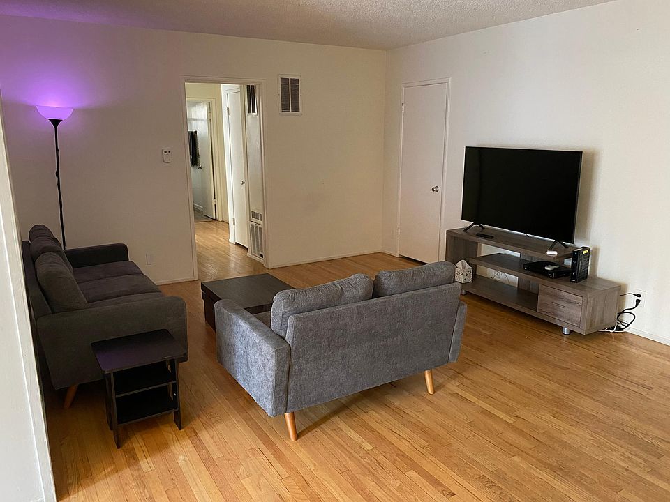 1st image of 1015 N Croft Ave APT 3