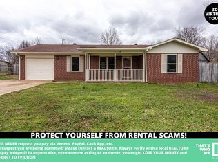130 E Lark Ln, Farmington, AR 72730