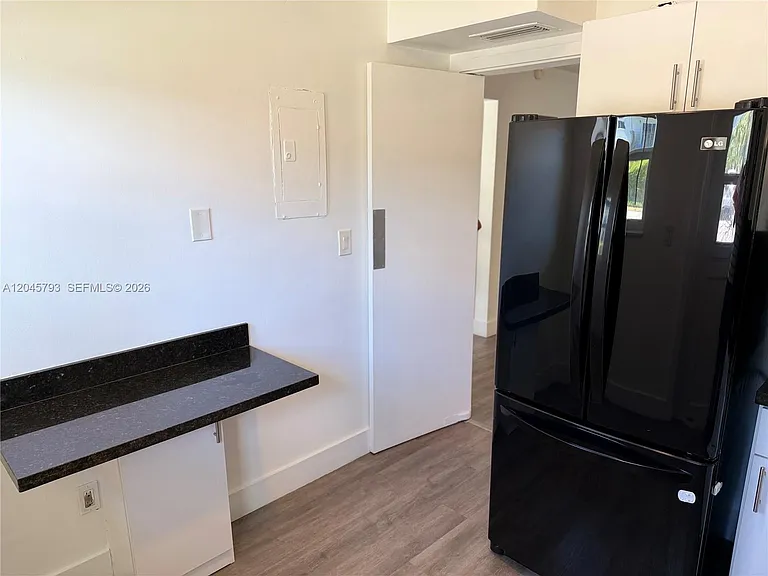 13215 NE 6th Ave #102 — Photo 20