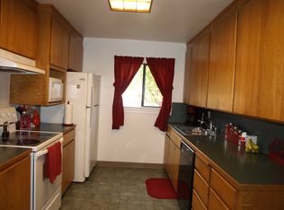 2 S Fir St, Omak, WA 98841