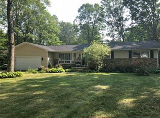 2532 Castlewood Dr, Gaylord, MI 49735