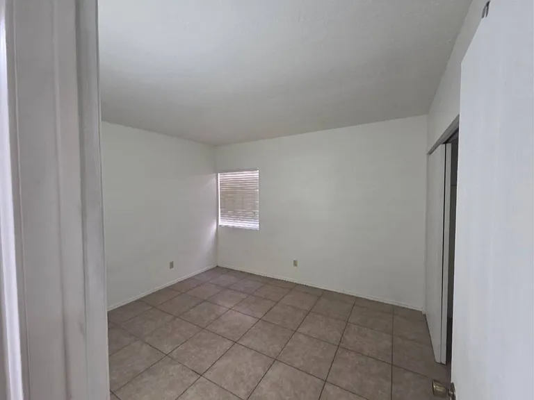 3311 S Placita Saltillo — Photo 11