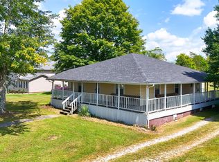 88 Back St, East Bernstadt, KY 40729