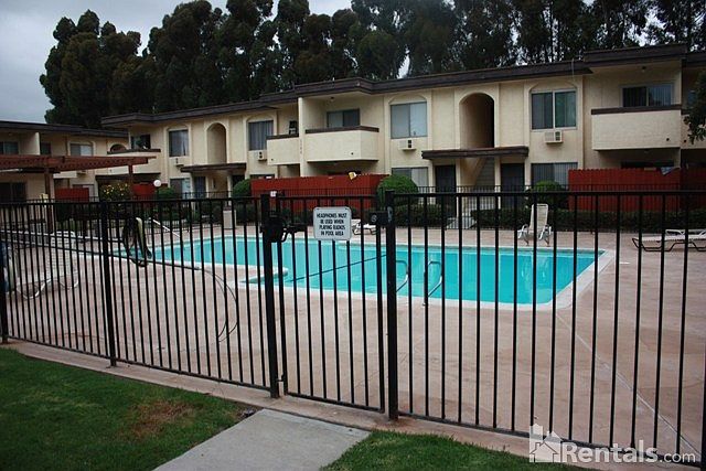 2nd image of 9510 Carroll Canyon Rd APT 206
