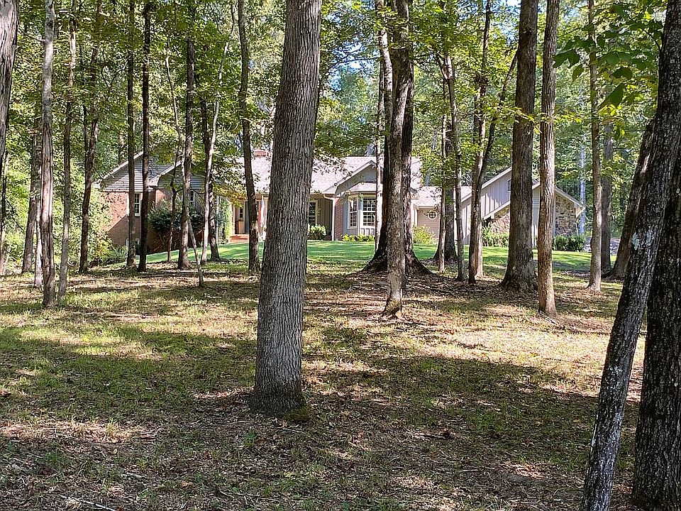 564 Plantation Drive