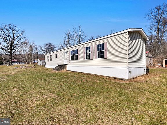 2nd image of 571 Schubert Rd