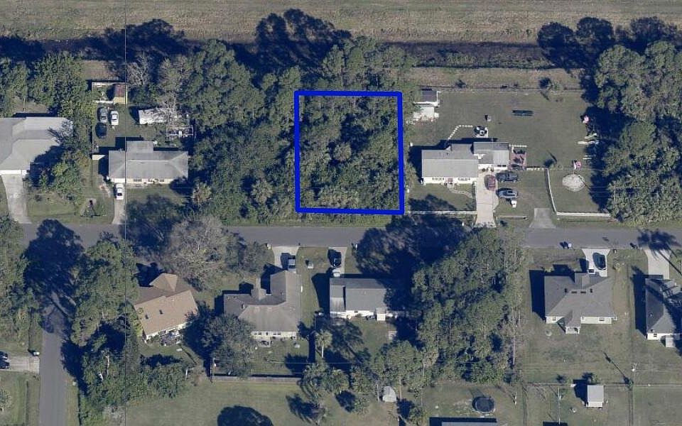 1st image of 1079 Altamira St NW