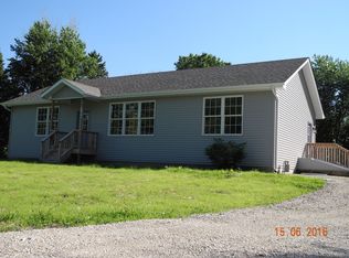 700 N Main St, Earlville, IL 60518