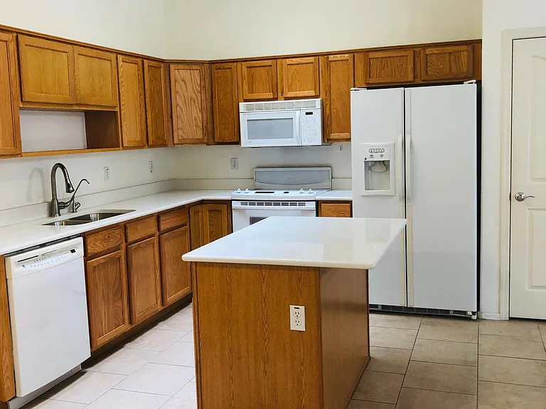 6610 E University Dr #85 — Photo 8