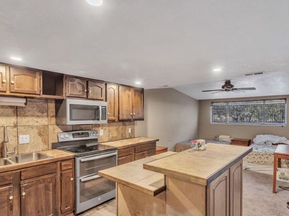 900 15th St APT 8