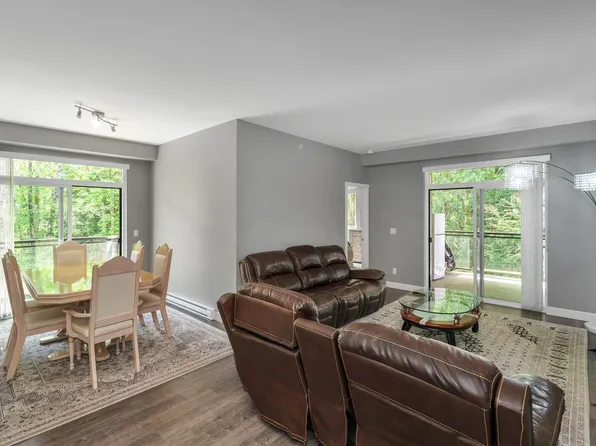 14358 60th Ave #411, Surrey, BC V3X 0G3