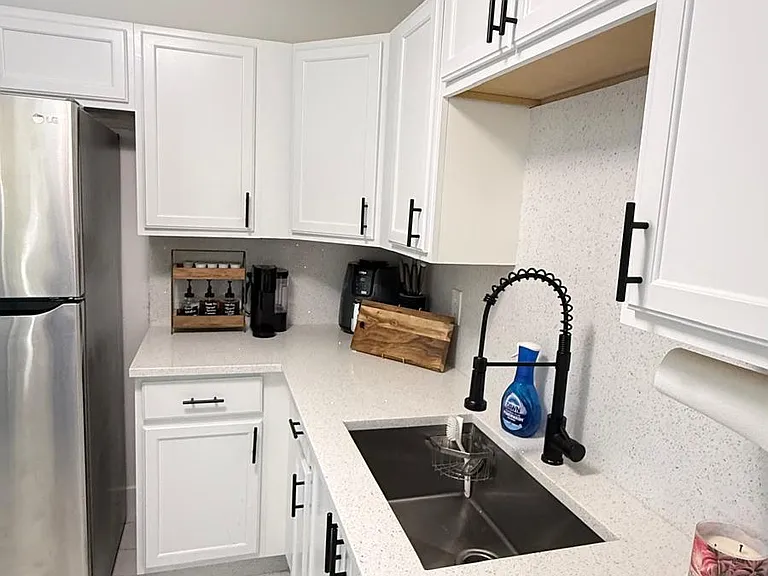9052 Fountain Rd — Photo 12