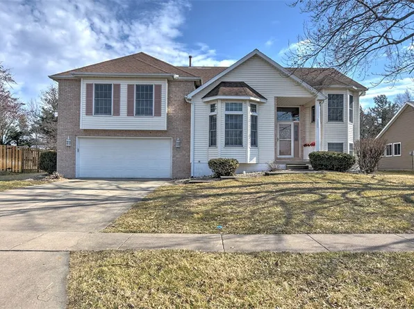 794 Christopher Dr, Forsyth, IL 62535