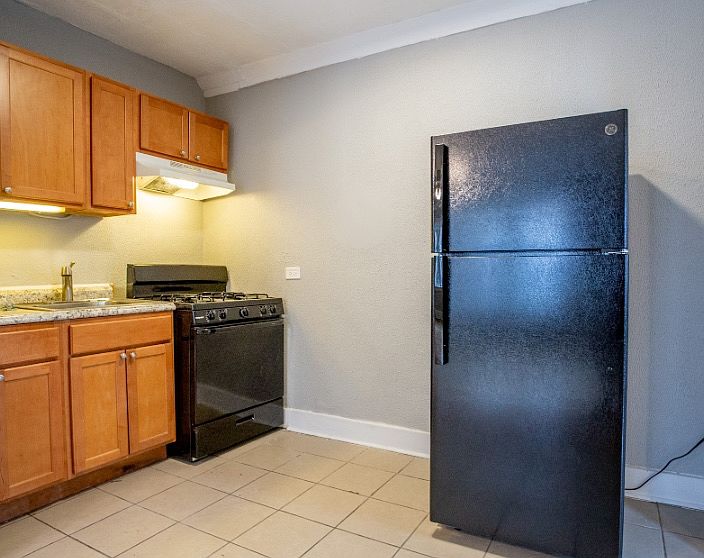 2nd image of 9453 S Loomis St #26