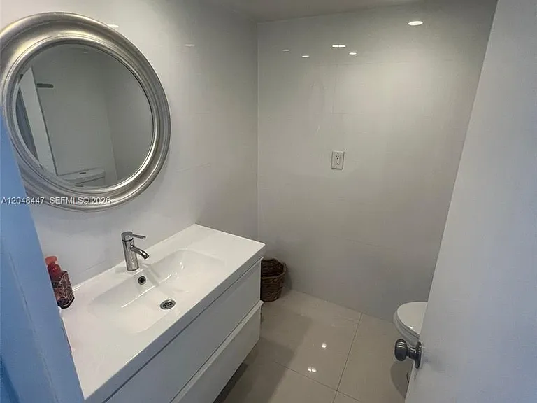 5701 Collins Ave #1703 — Photo 18