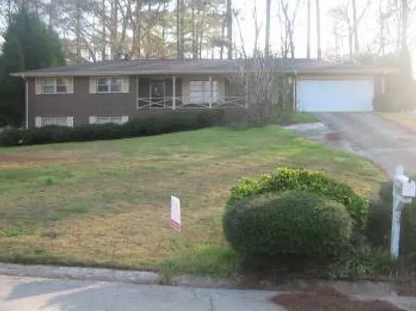 1288 Renee Dr, Lilburn, GA 30047