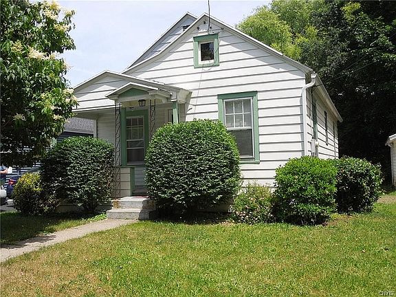 2nd image of 9 Woodland Ave