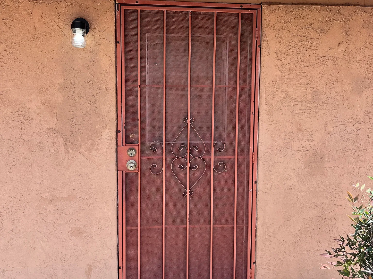 1 bed, 400 sqft, $799 — Photo 2