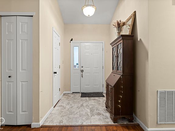 4th image of 13193 Huff Blvd