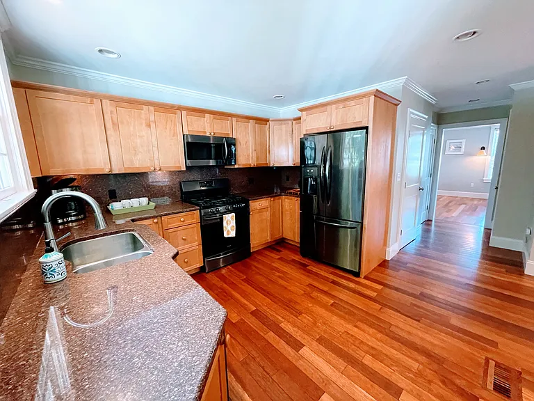 363 N Main St #363 — Photo 4
