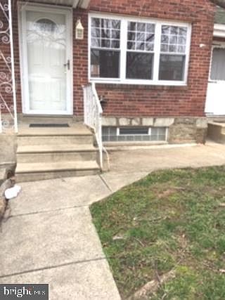 4th image of 7253 Eastwood St