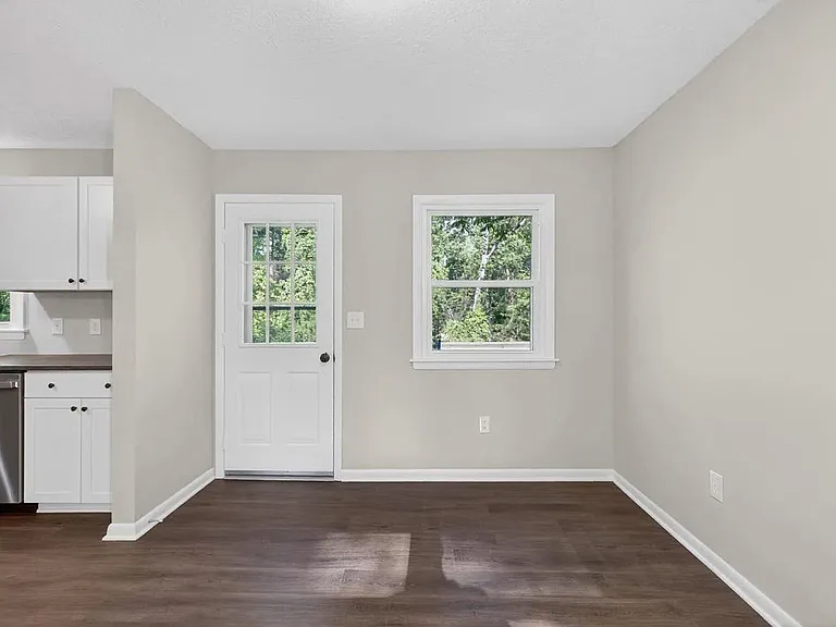58 W Princeton Cir #A — Photo 12