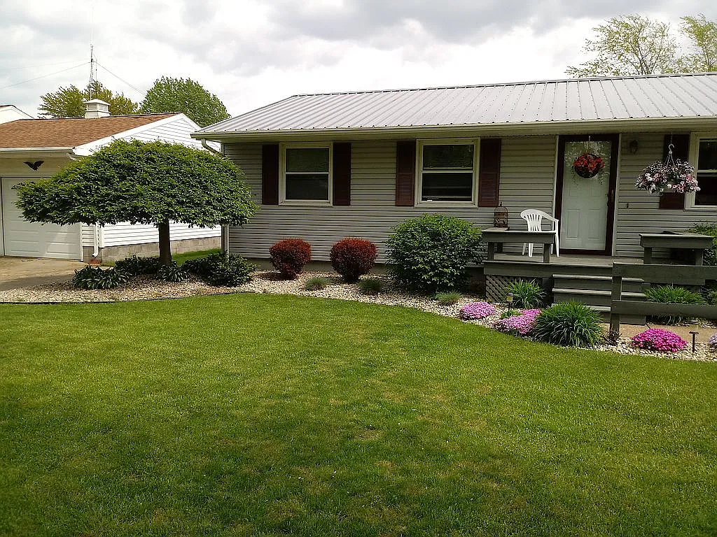 318 W Strub Rd photo 1