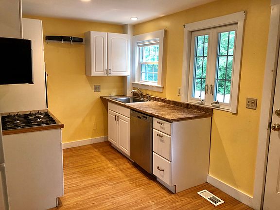 Kitchen View From L/R 