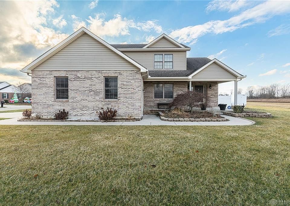 3300 Sioux Dr, Piqua, OH 45356 Zillow