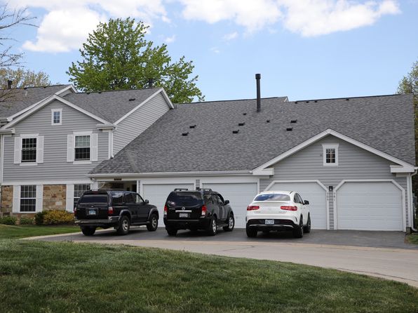 285 Ashland Ct #1, Buffalo Grove, IL 60089