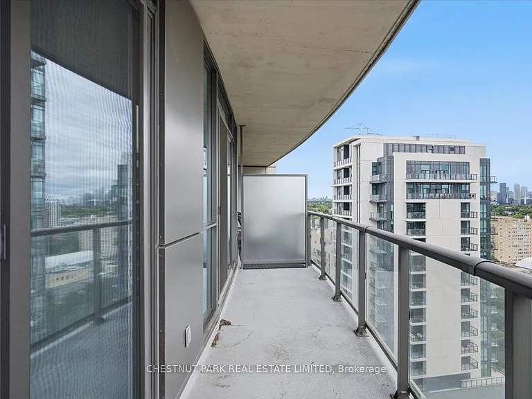530 Saint Clair Ave W #1706 — Photo 20