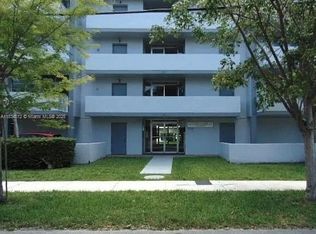 16518 NE 26th Ave APT 404, North Miami Beach, FL 33160