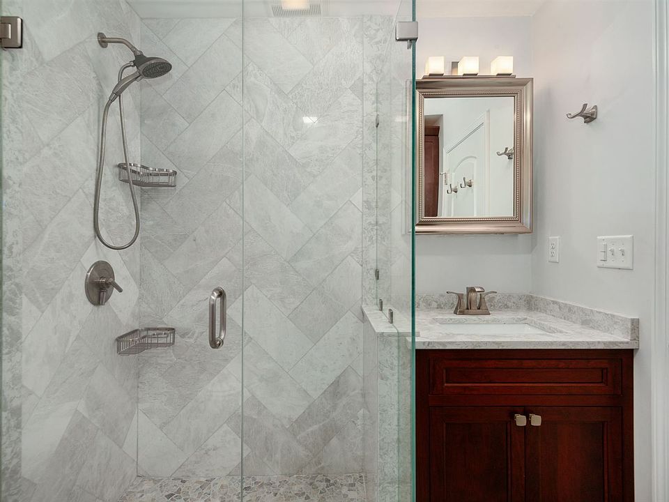 54 Evergreen Ave Auburndale, MA Zillow Apartments for Rent in