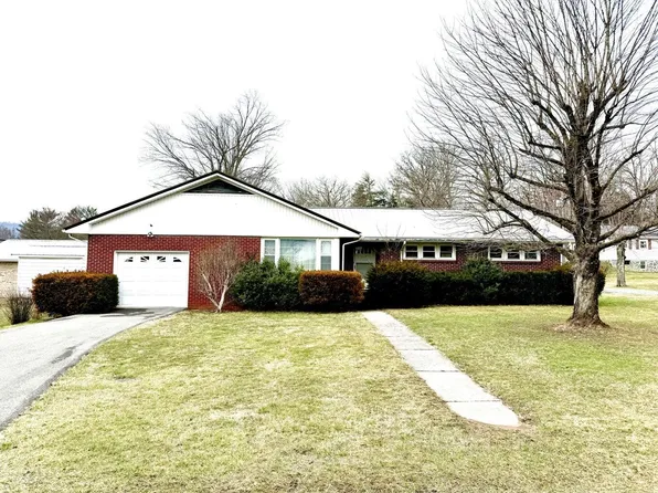 196 7th St, Rupert, WV 25984