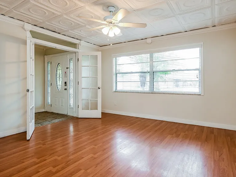 5219 Ardmore Dr — Photo 6