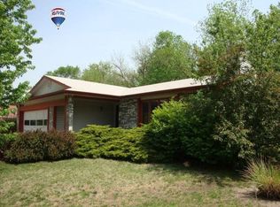 2311 Timber Creek Dr, Manhattan, KS 66502