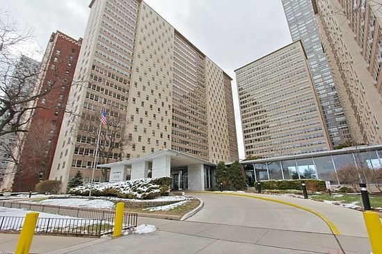 1st image of 3950 N Lake Shore Dr APT 1118
