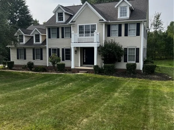 325 W Streetsboro St, Hudson, OH 44236
