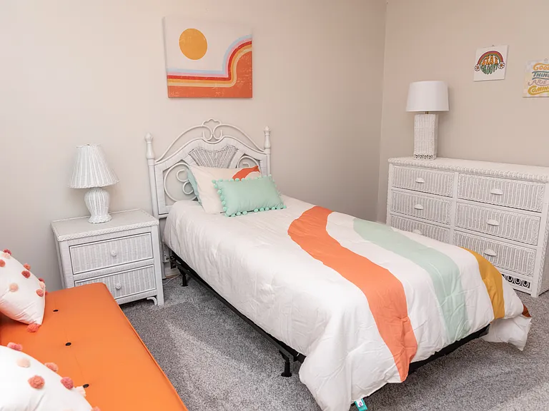105 Linnet Dr — Photo 9