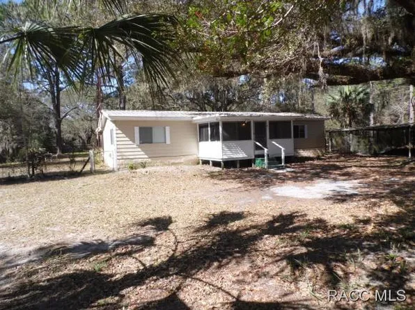 9490 N Citrus Ave, Crystal River, FL 34428