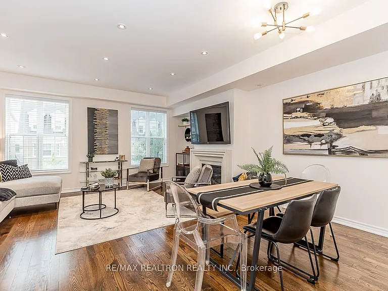 28 Donald Buttress Blvd W — Photo 15