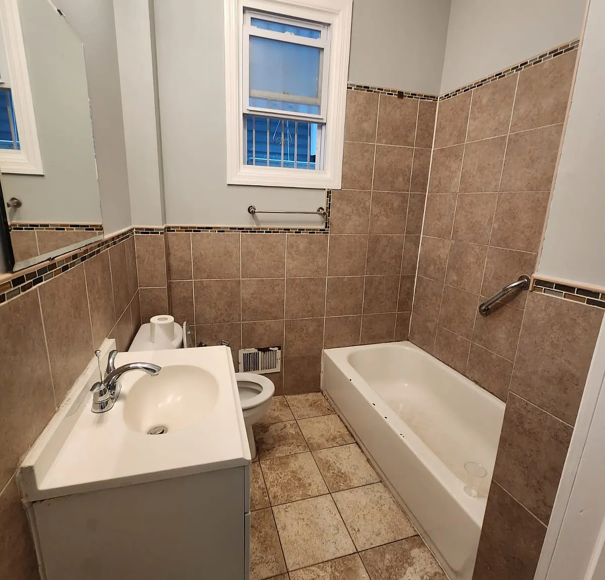2 bed, $1,850 — Photo 3